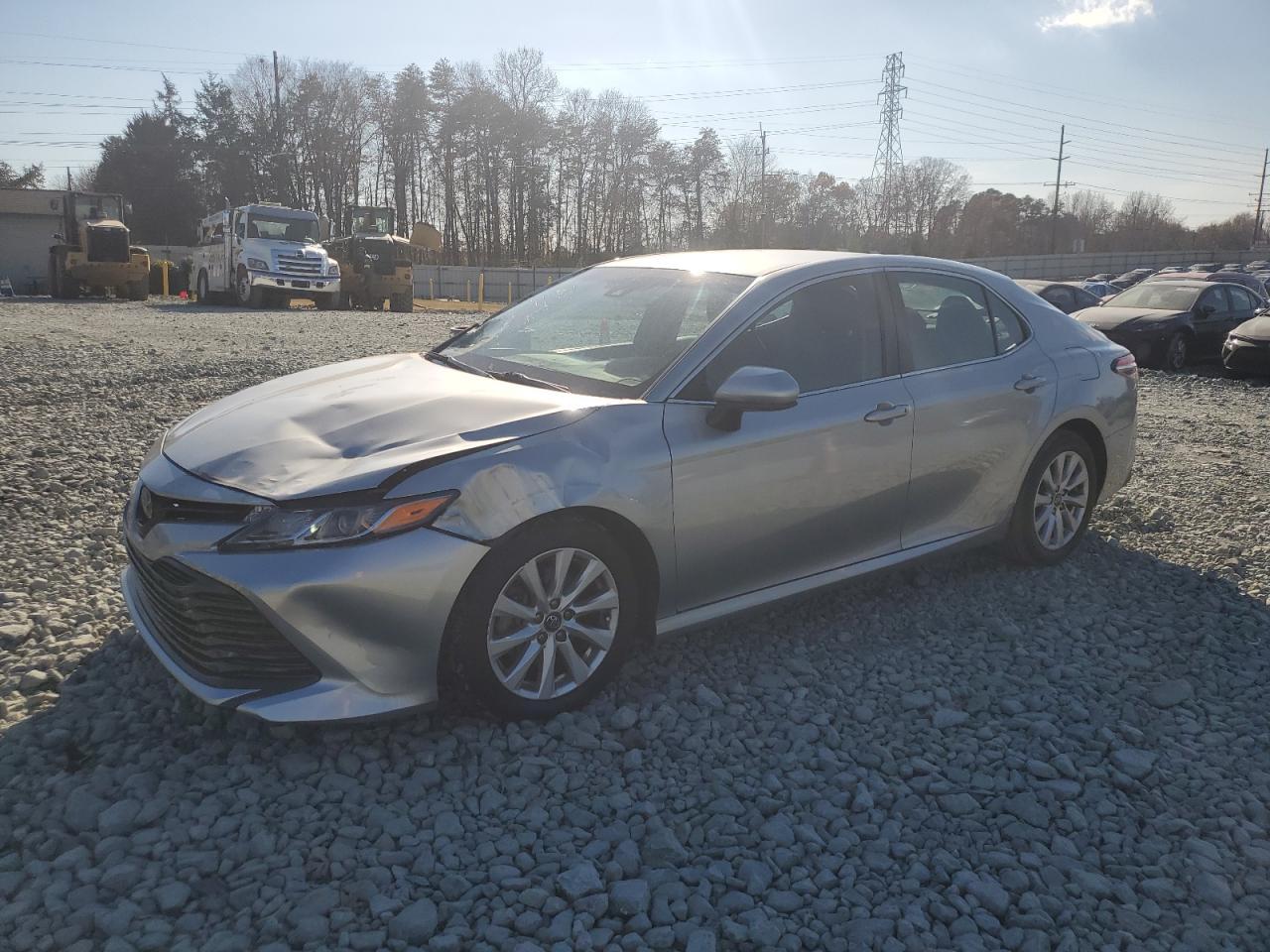 2018 TOYOTA CAMRY