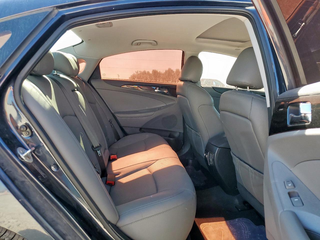 2014 HYUNDAI SONATA