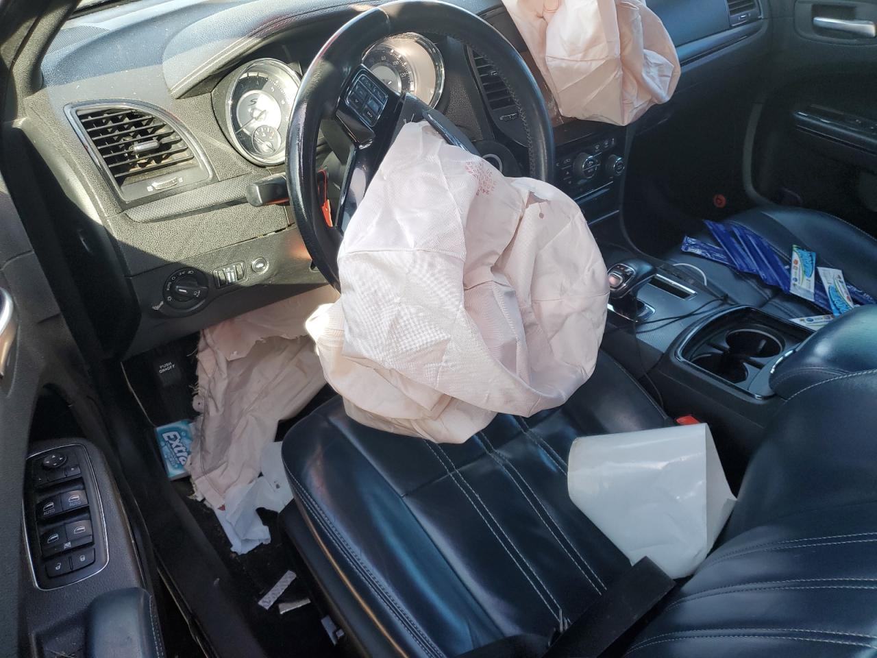 2014 CHRYSLER 300