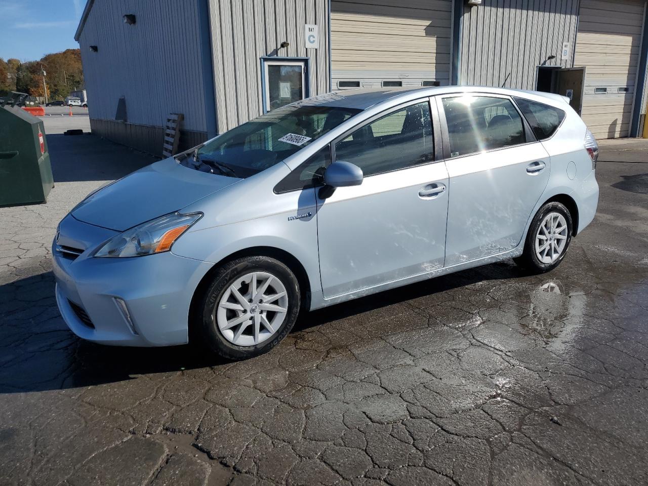 2012 TOYOTA PRIUS V