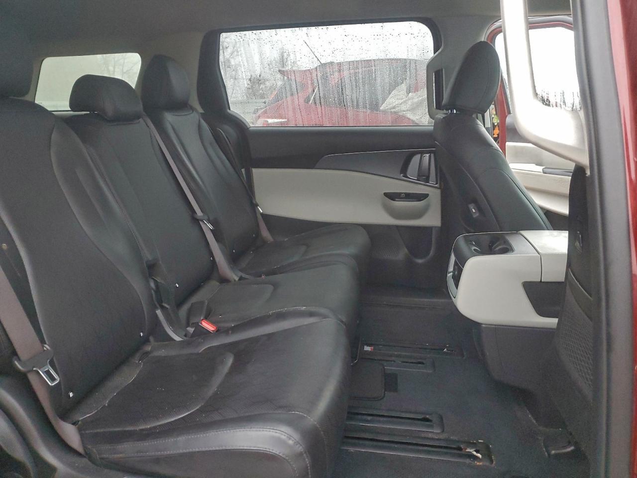2023 KIA Carnival