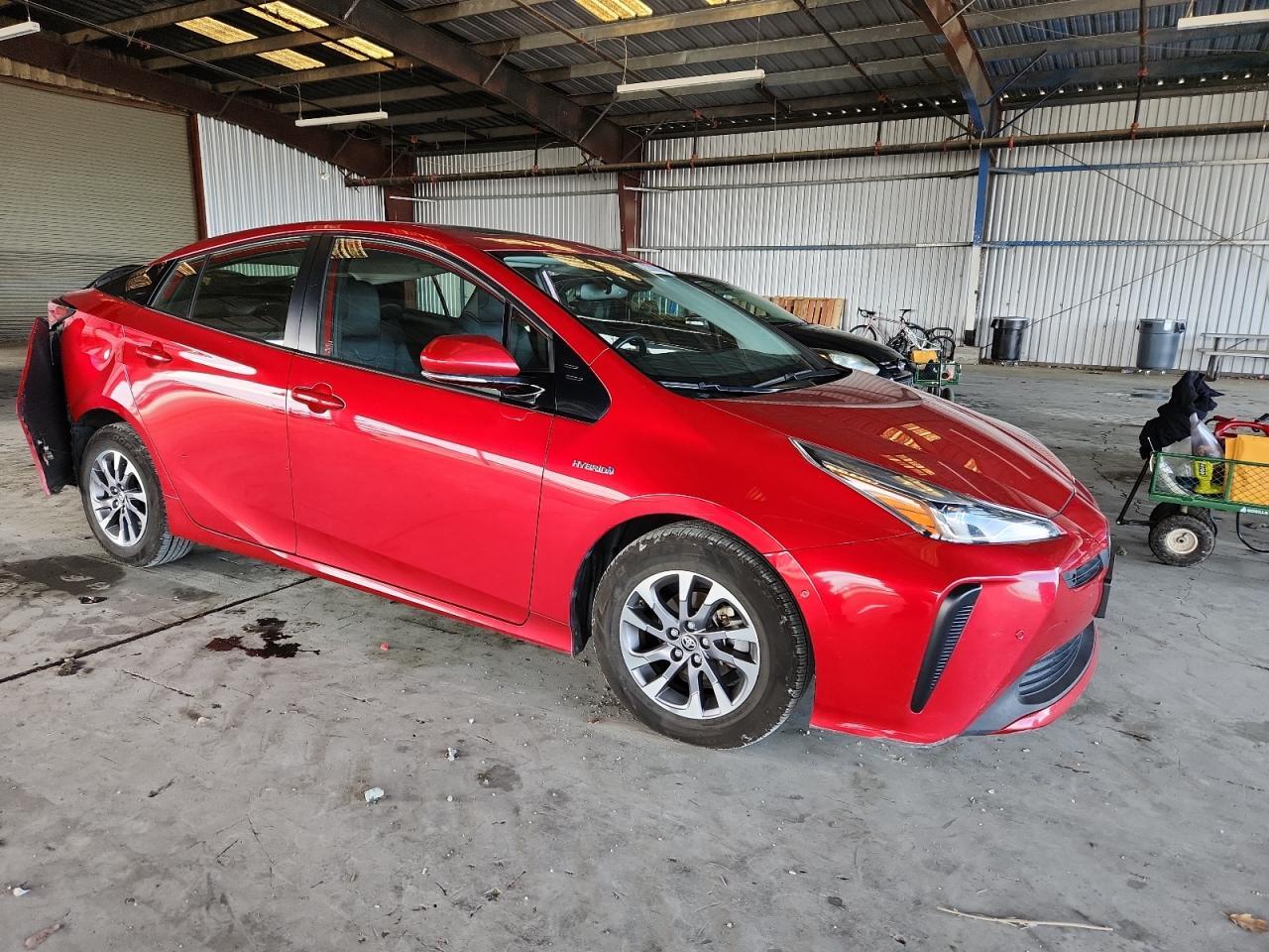 2019 TOYOTA PRIUS