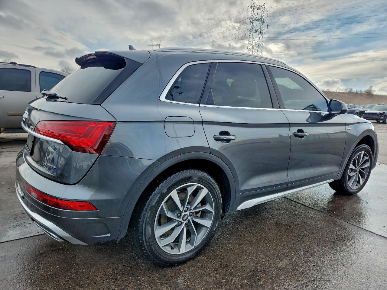 2022 AUDI Q5