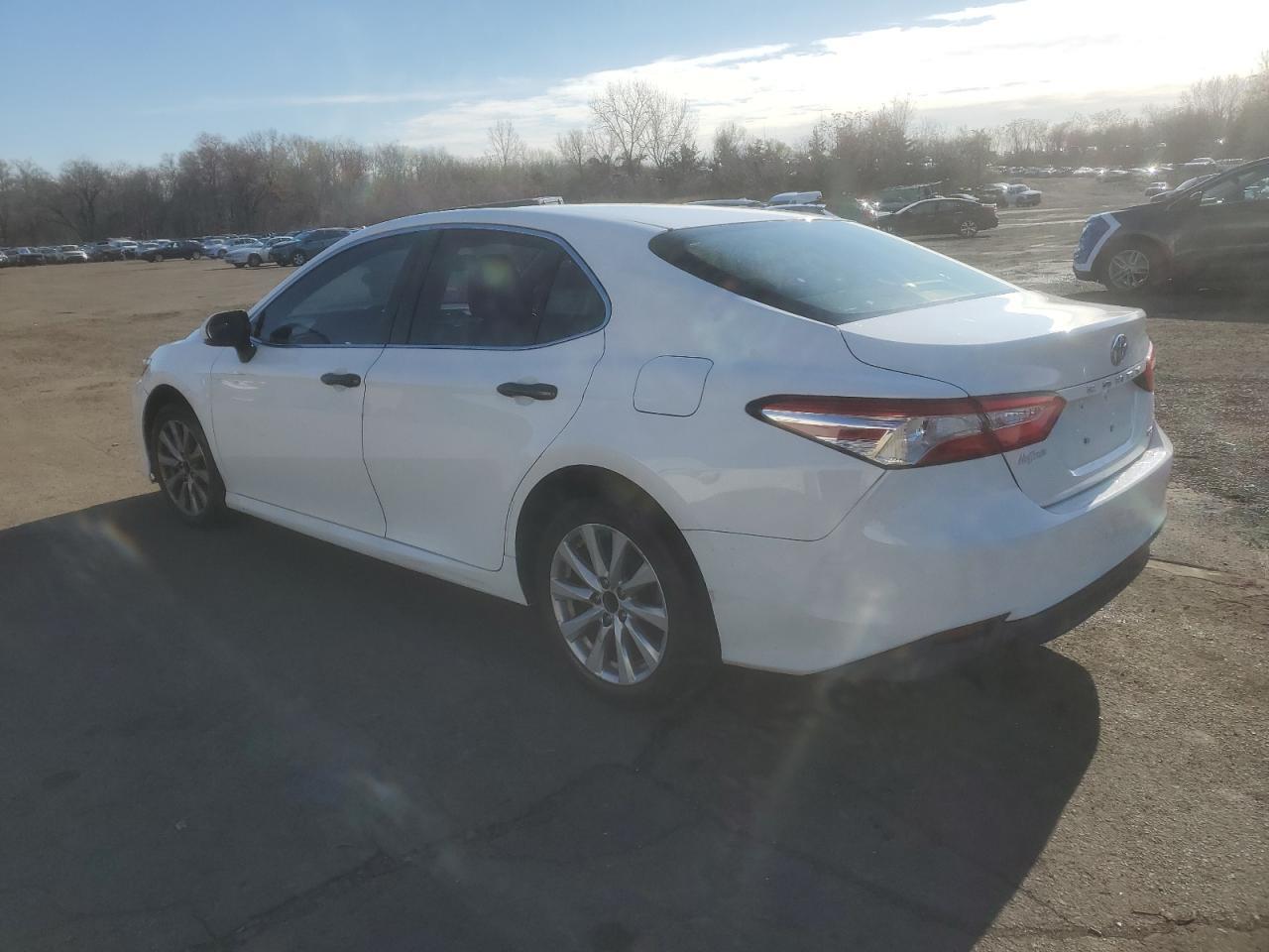2018 TOYOTA CAMRY