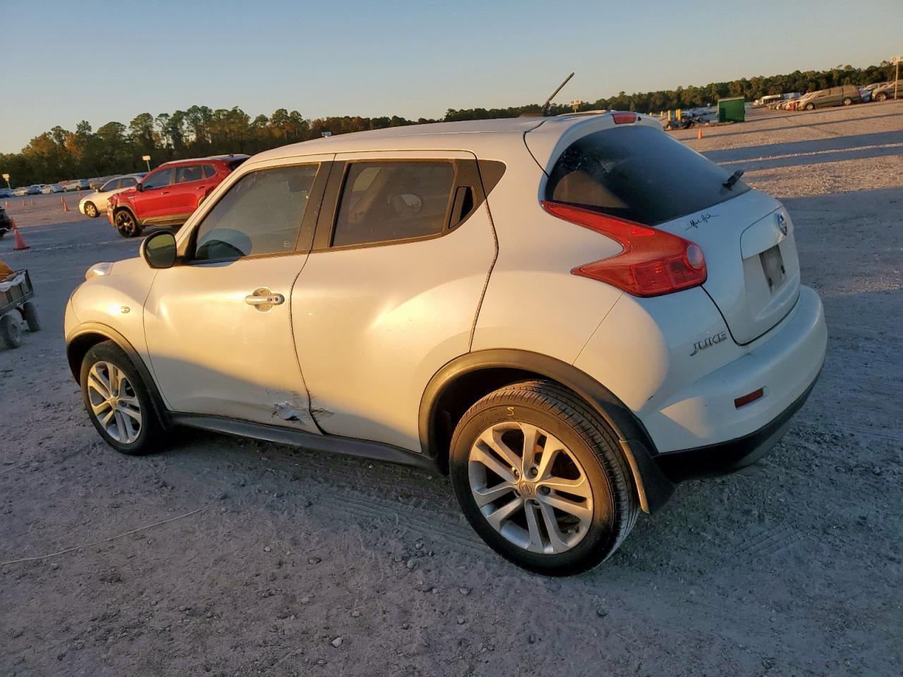 2014 NISSAN Juke