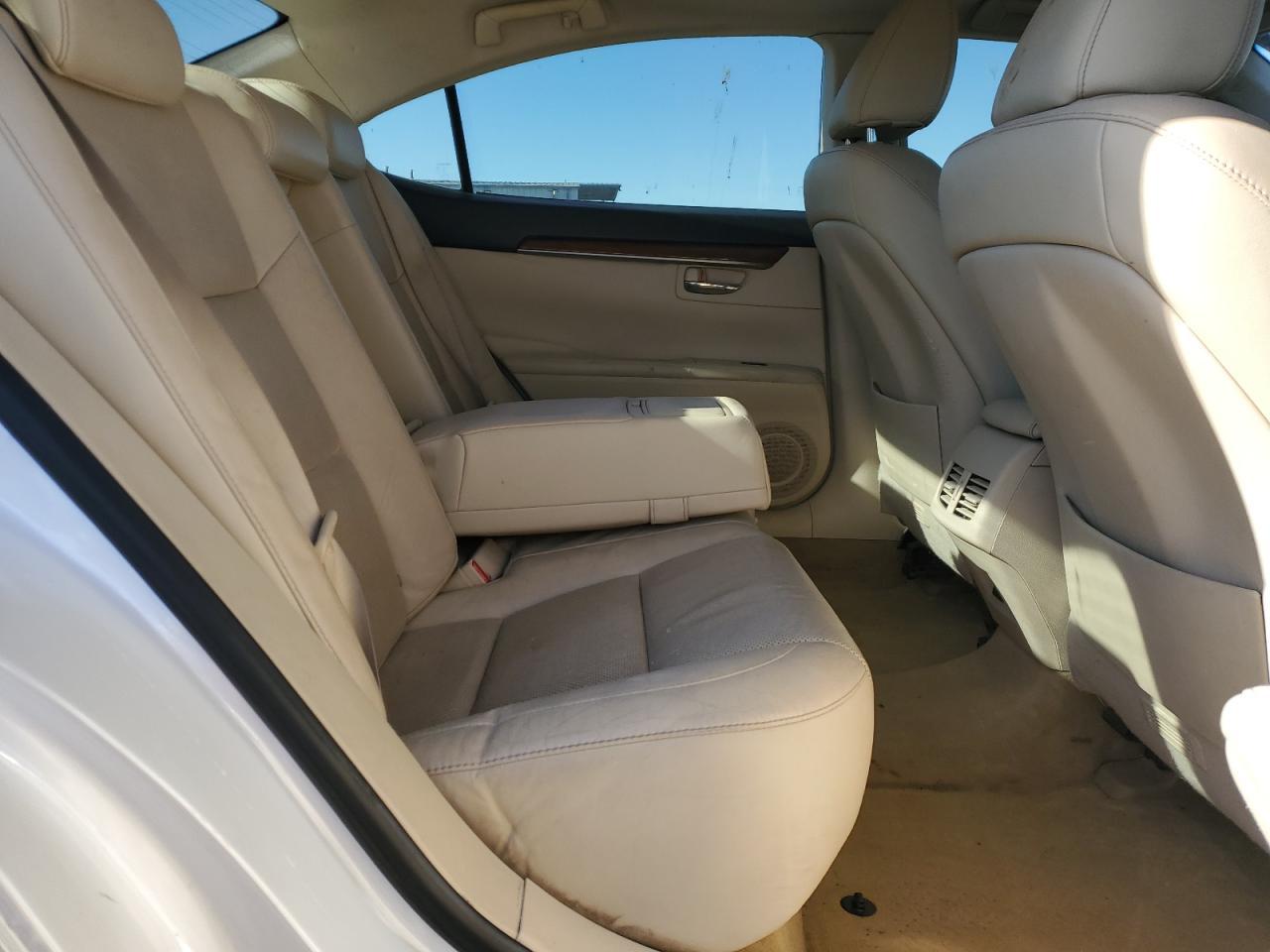 2013 LEXUS ES 300H