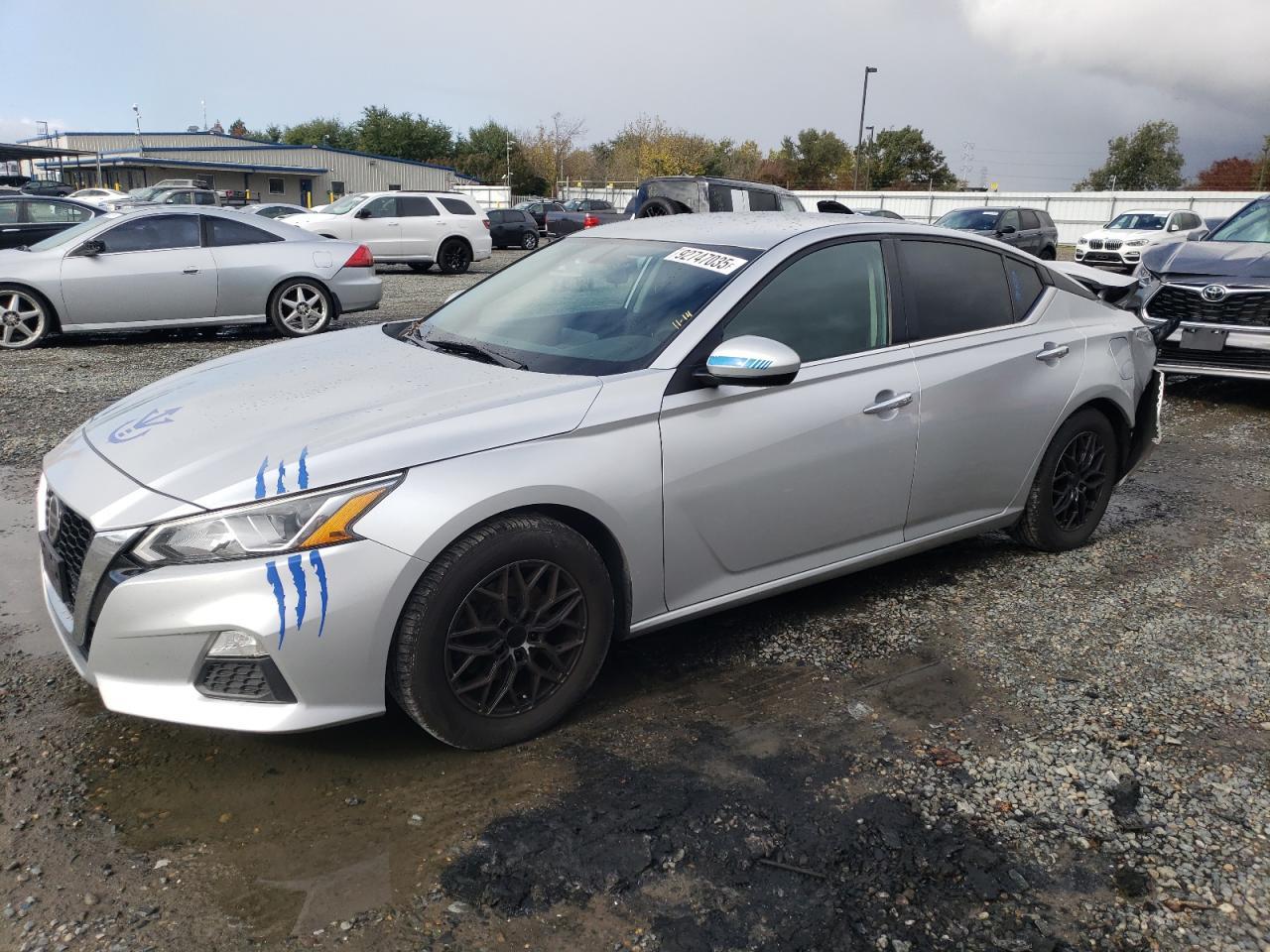2019 NISSAN ALTIMA