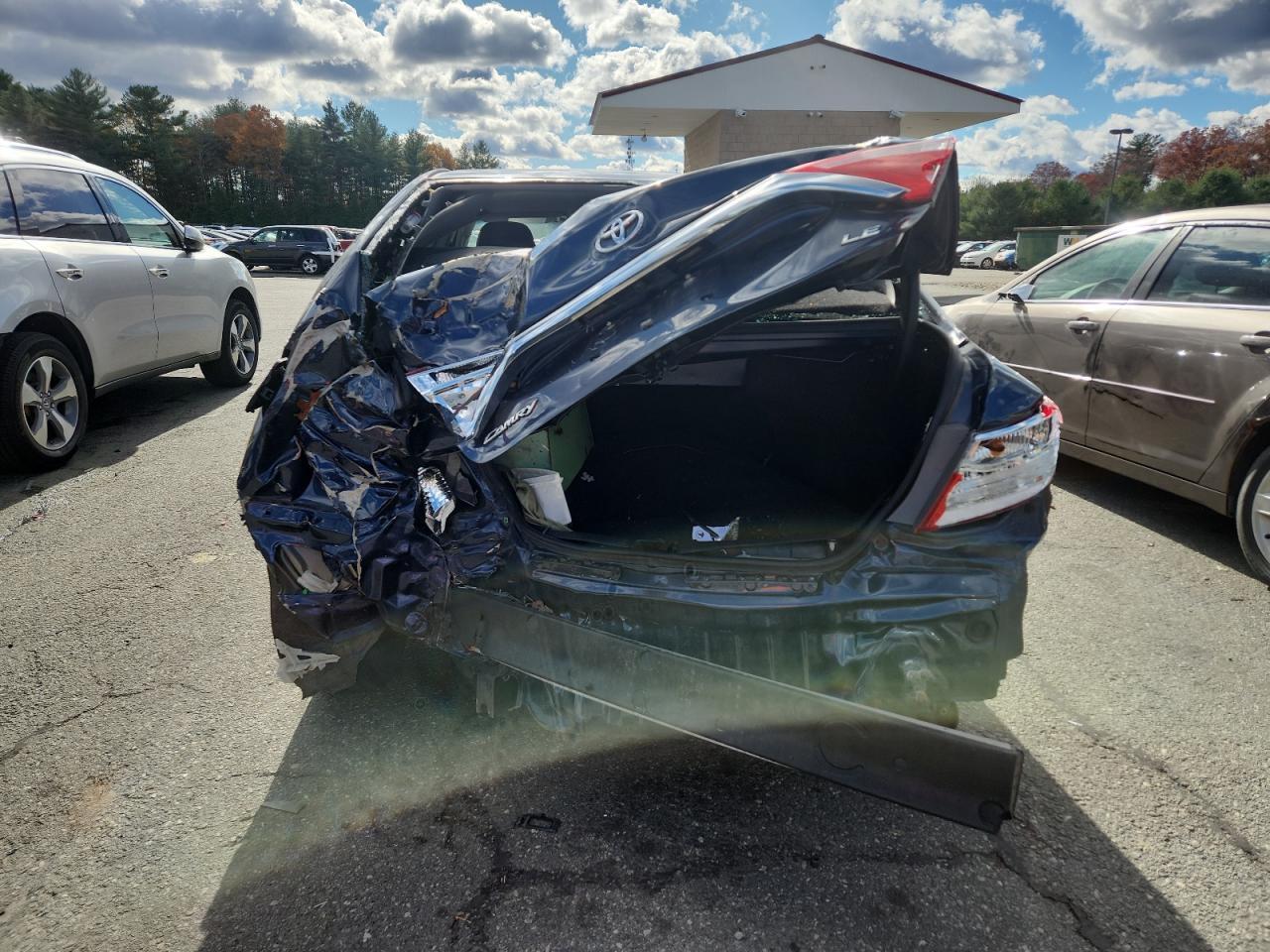 2016 TOYOTA CAMRY