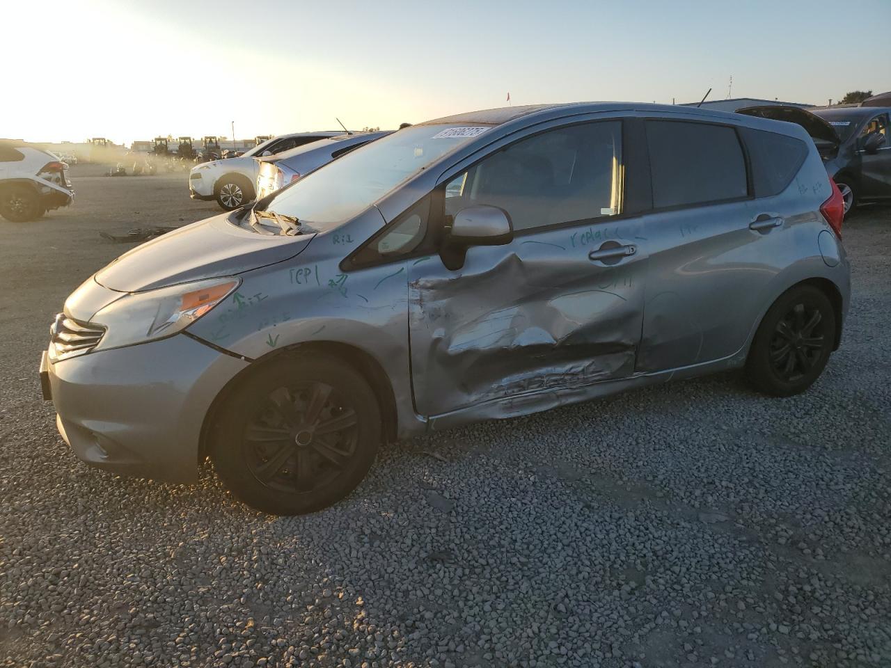 2014 NISSAN Versa Note