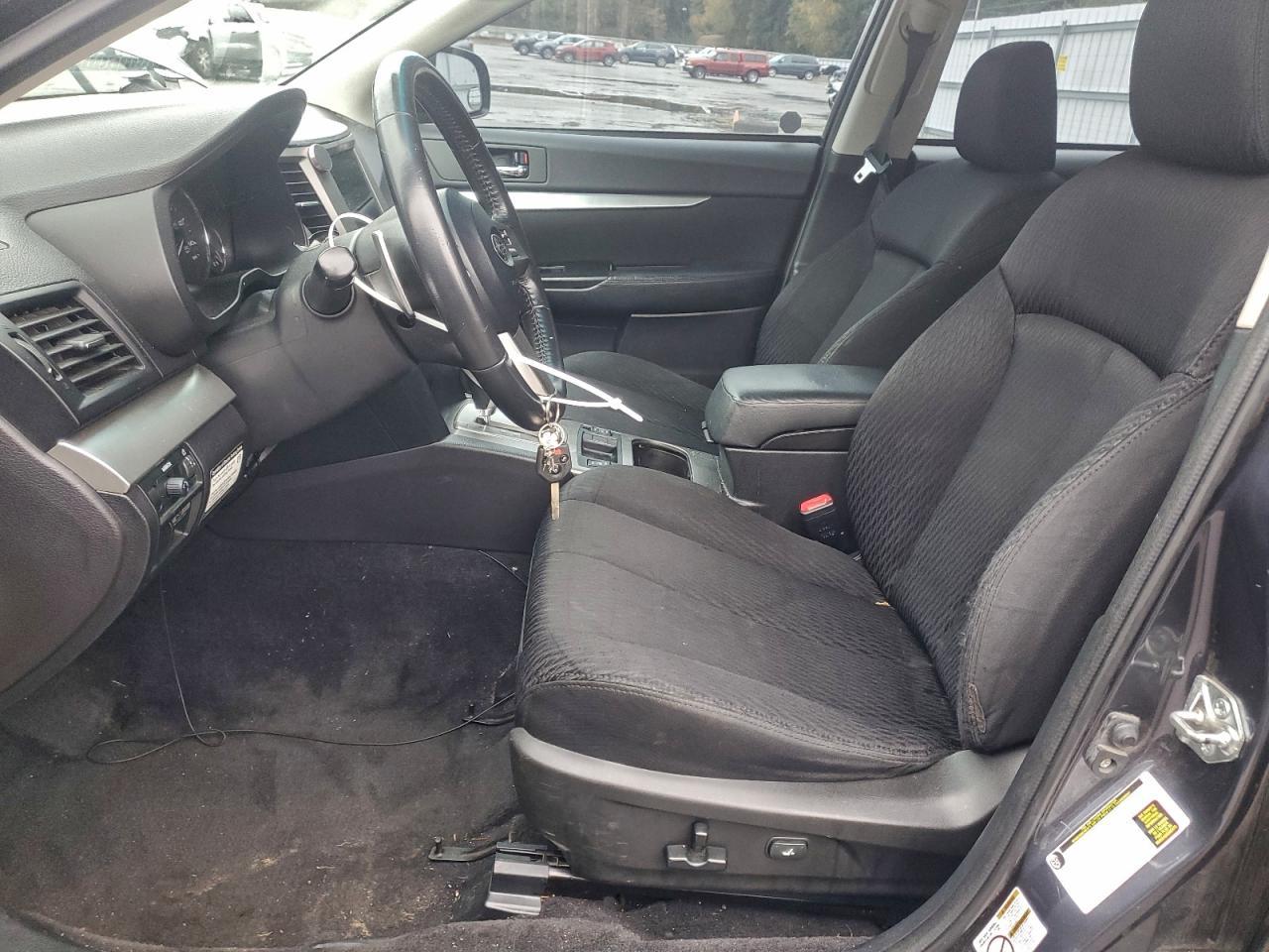 2010 SUBARU Legacy