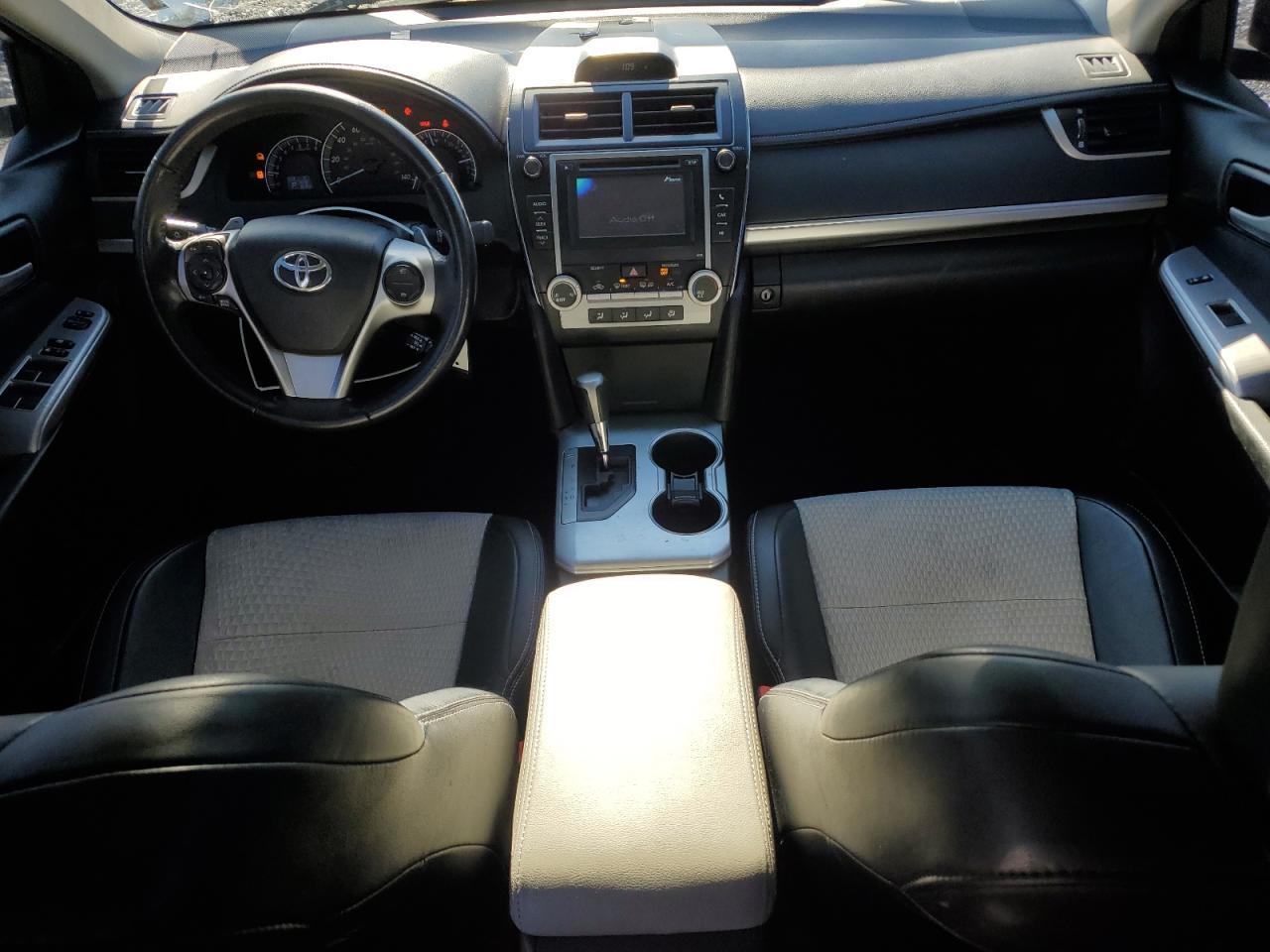 2014 TOYOTA CAMRY