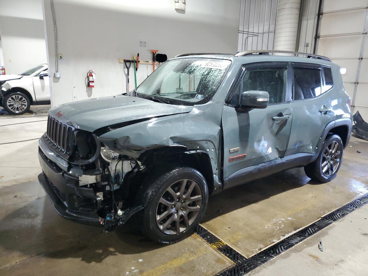 2016 JEEP Renegade