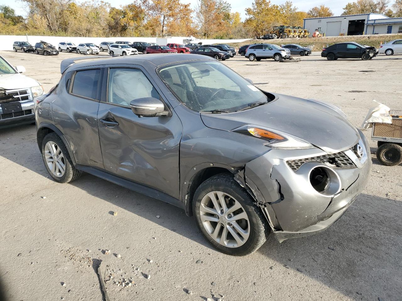 2015 NISSAN Juke