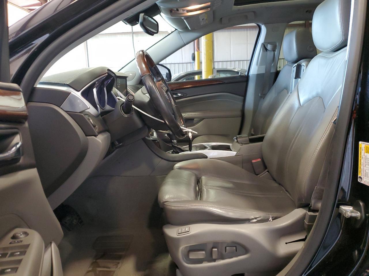 2010 CADILLAC SRX