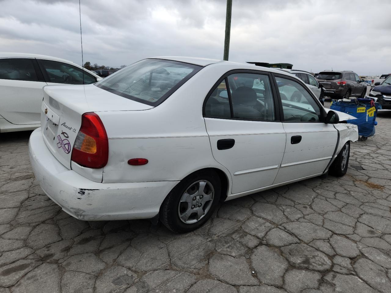 2002 HYUNDAI ACCENT