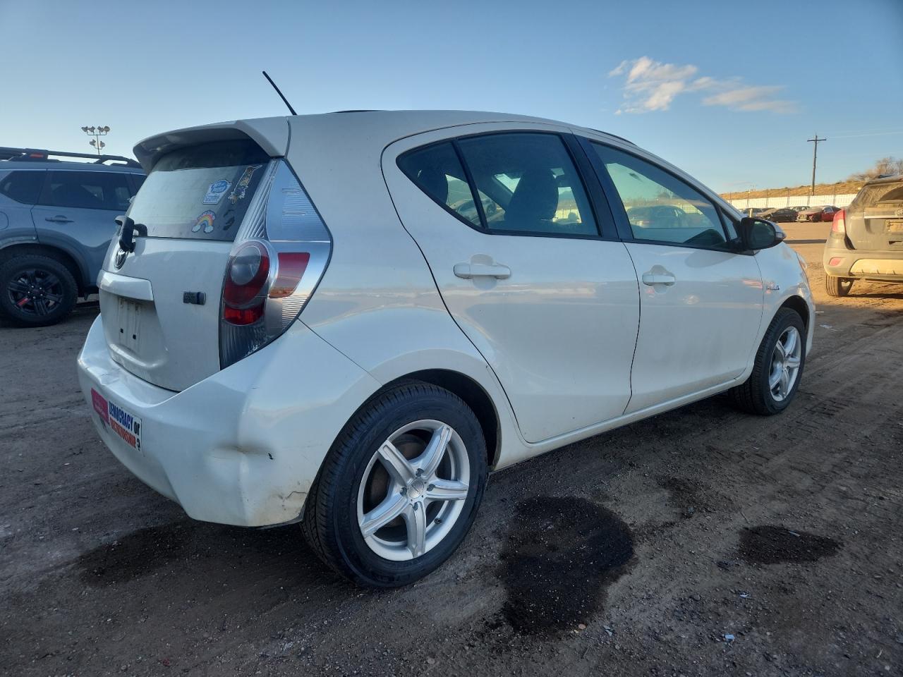 2014 TOYOTA Prius c