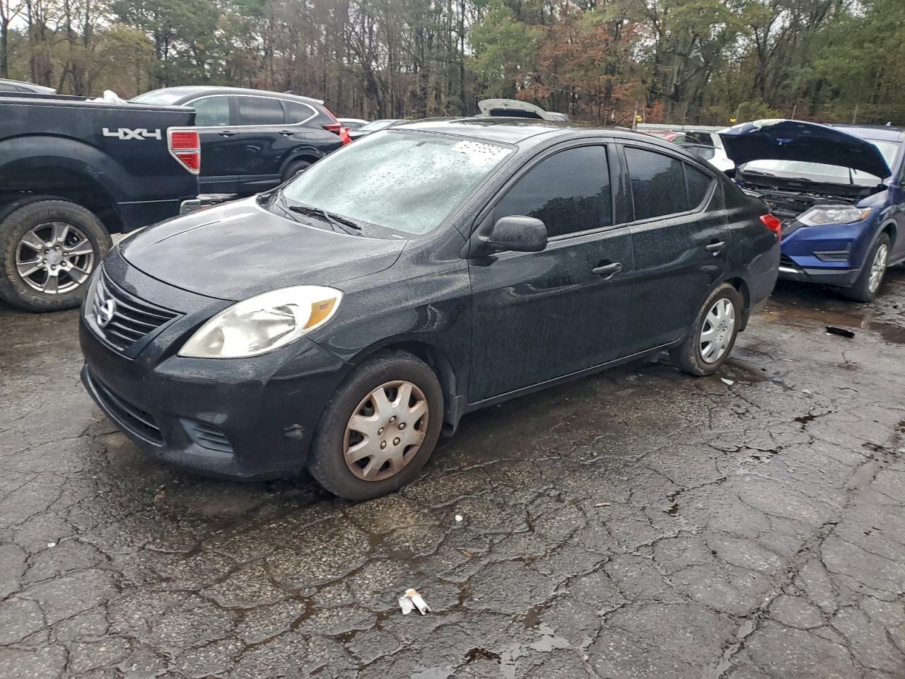 2014 NISSAN VERSA