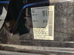 2015 NISSAN LEAF