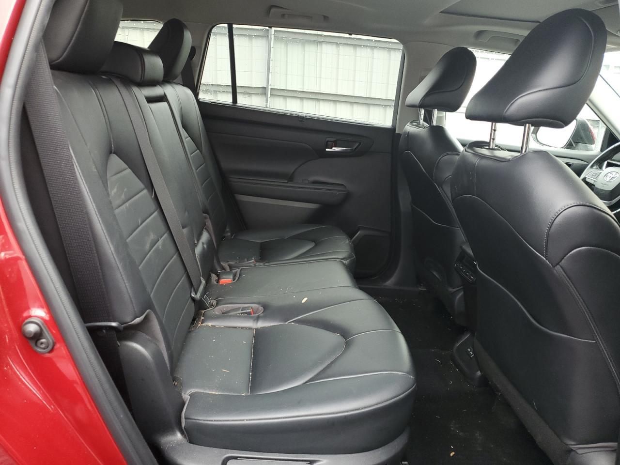 2022 TOYOTA HIGHLANDER