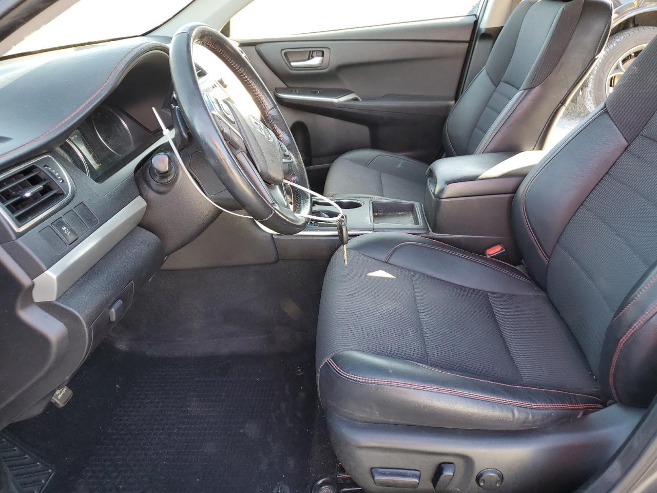 2016 TOYOTA CAMRY