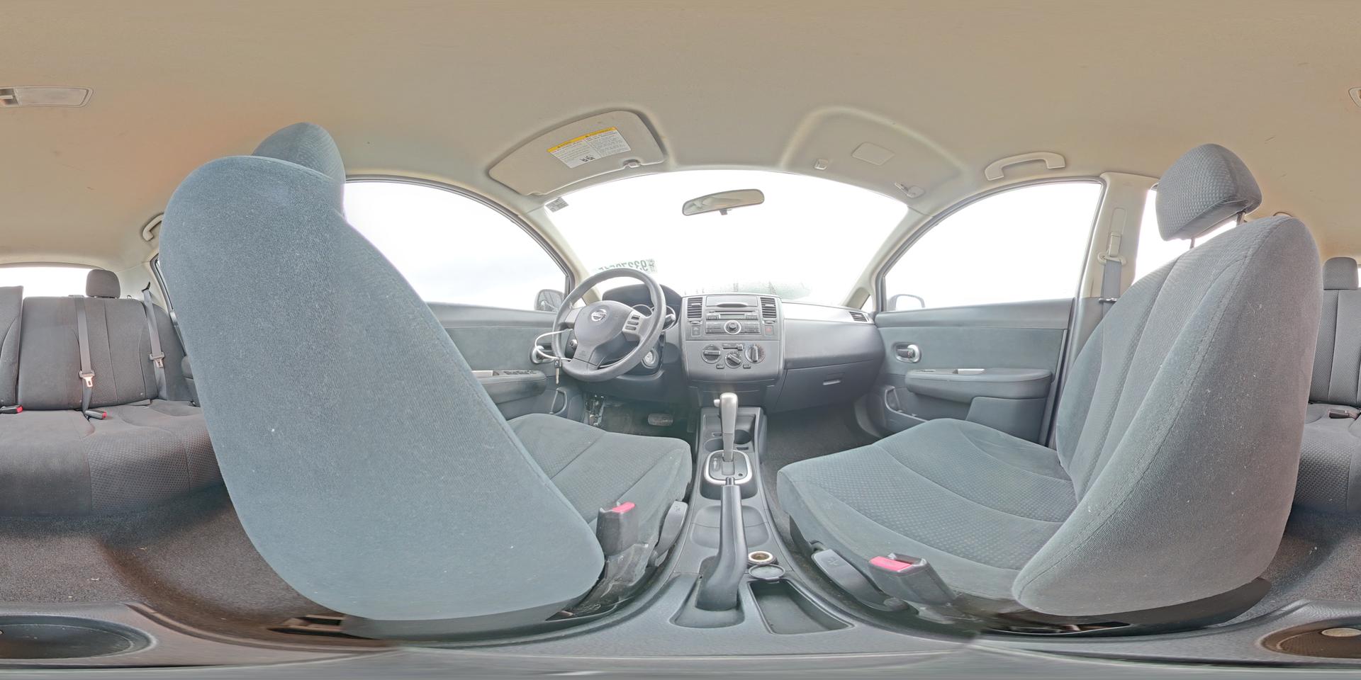 2012 NISSAN VERSA
