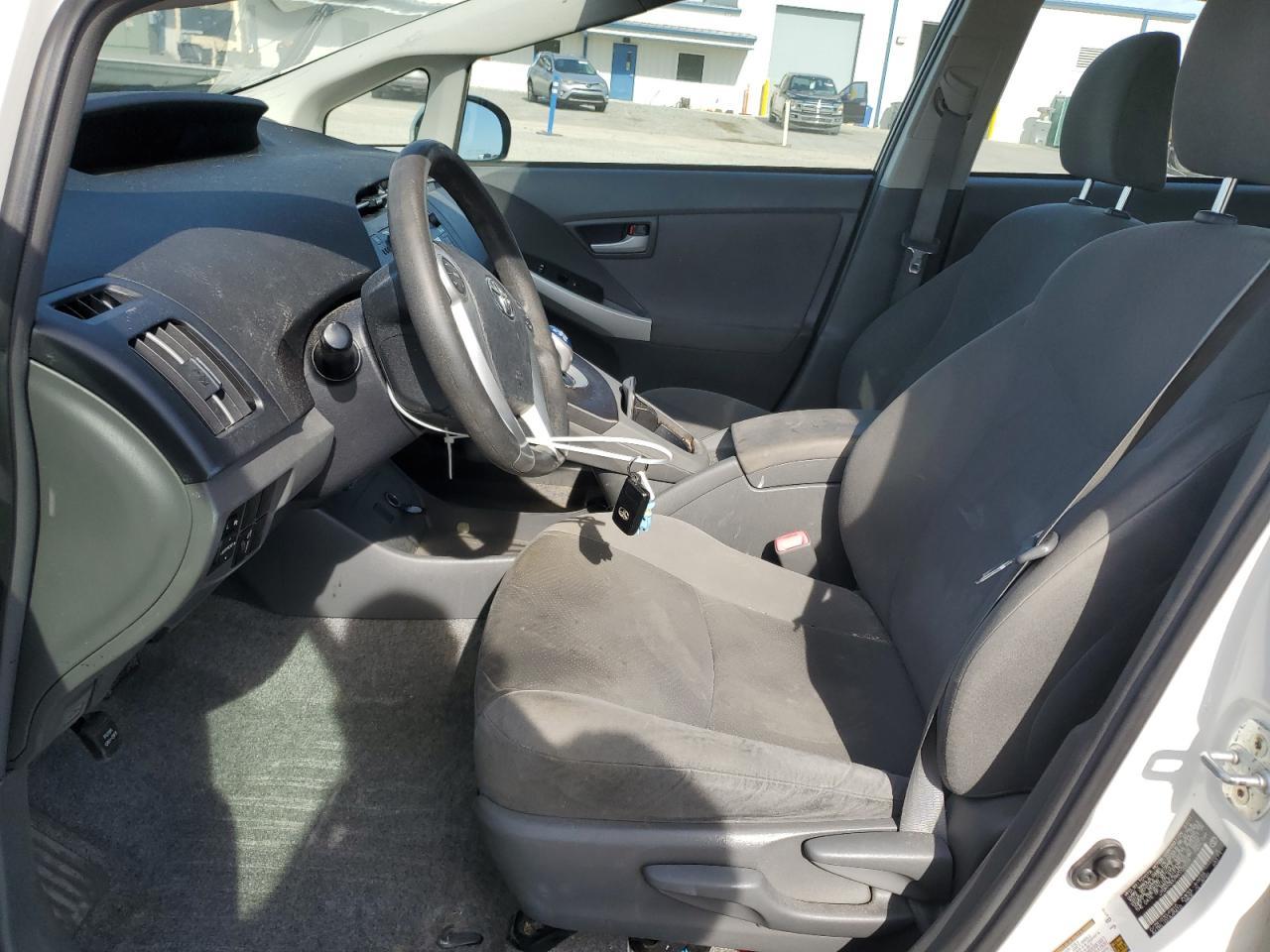 2011 TOYOTA PRIUS