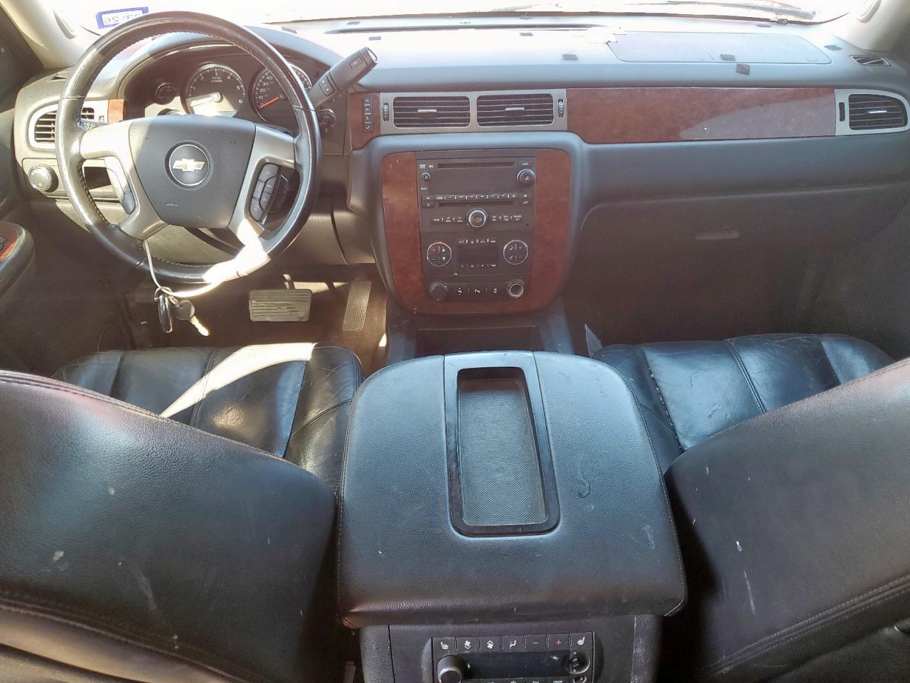 2014 CHEVROLET Suburban