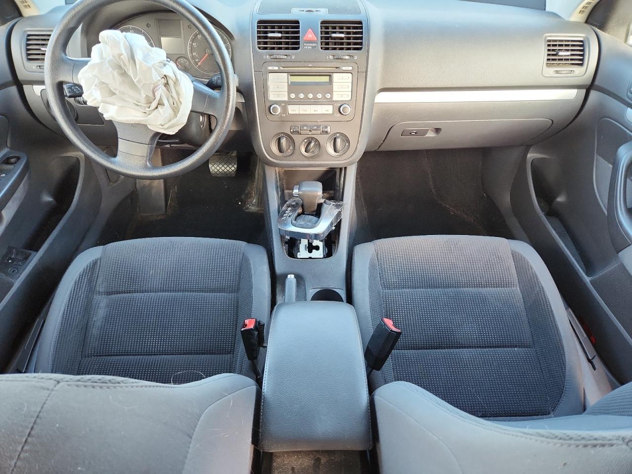 2009 VOLKSWAGEN JETTA