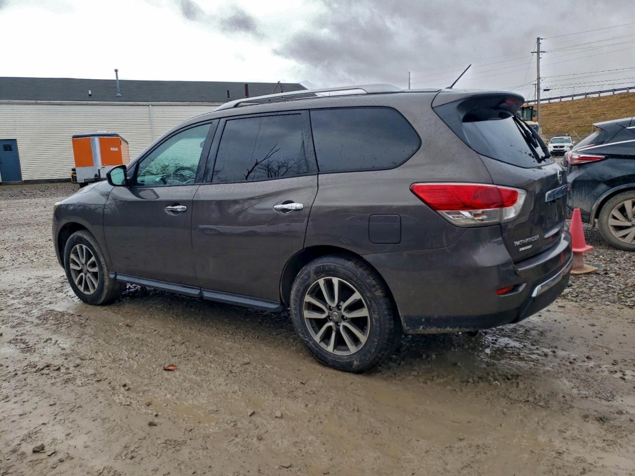 2016 NISSAN PATHFINDER