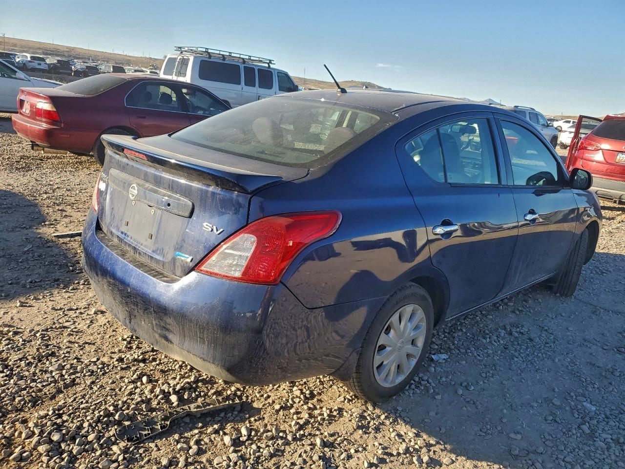 2014 NISSAN VERSA