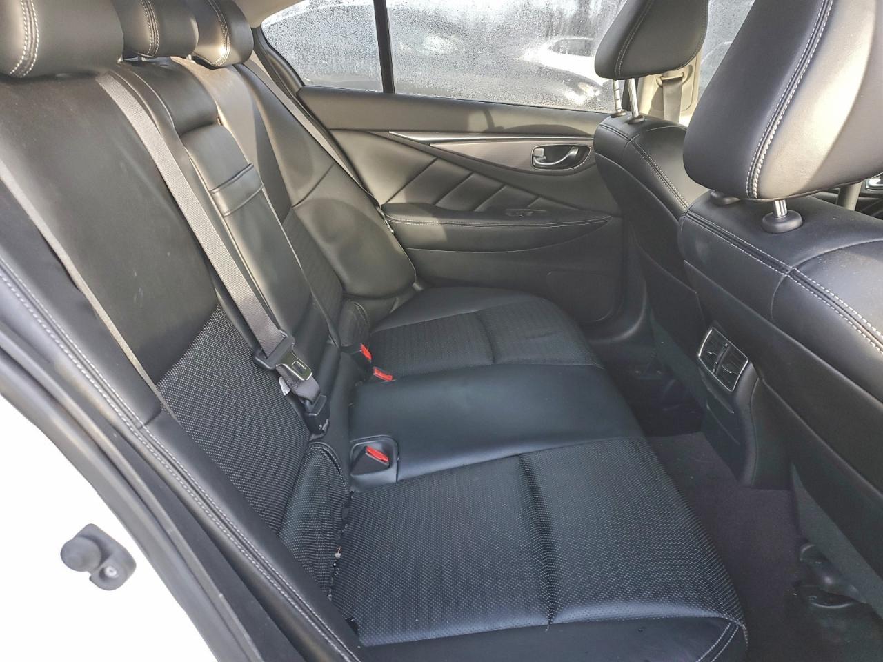 2017 INFINITI Q50