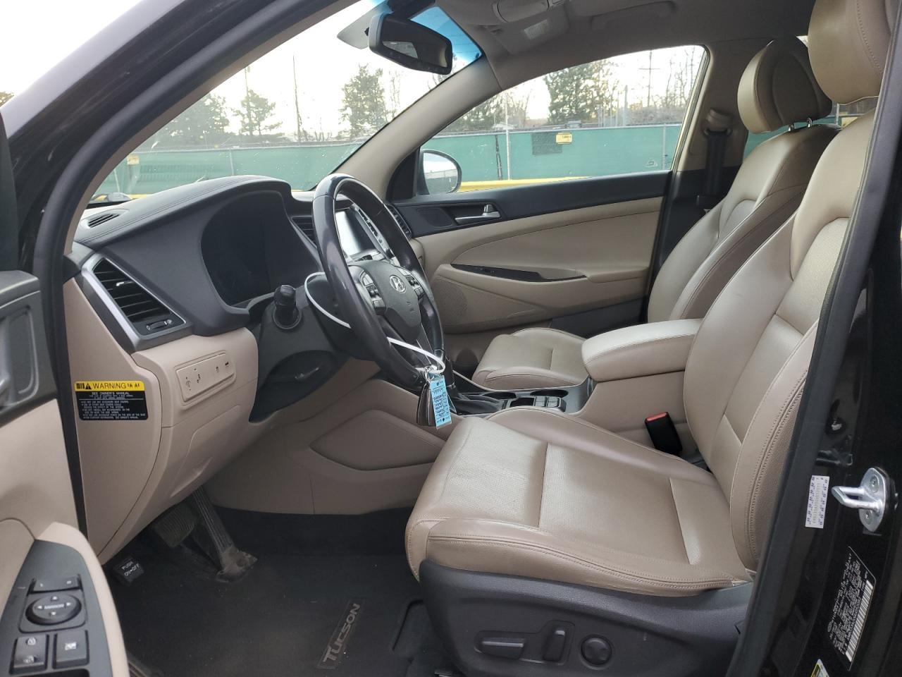 2016 HYUNDAI TUCSON