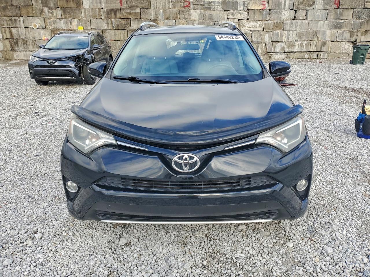 2016 TOYOTA RAV4