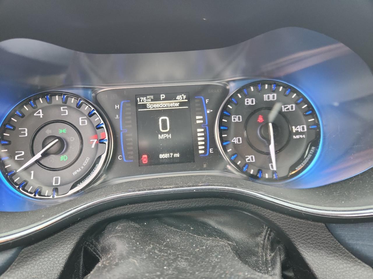 2015 CHRYSLER 200