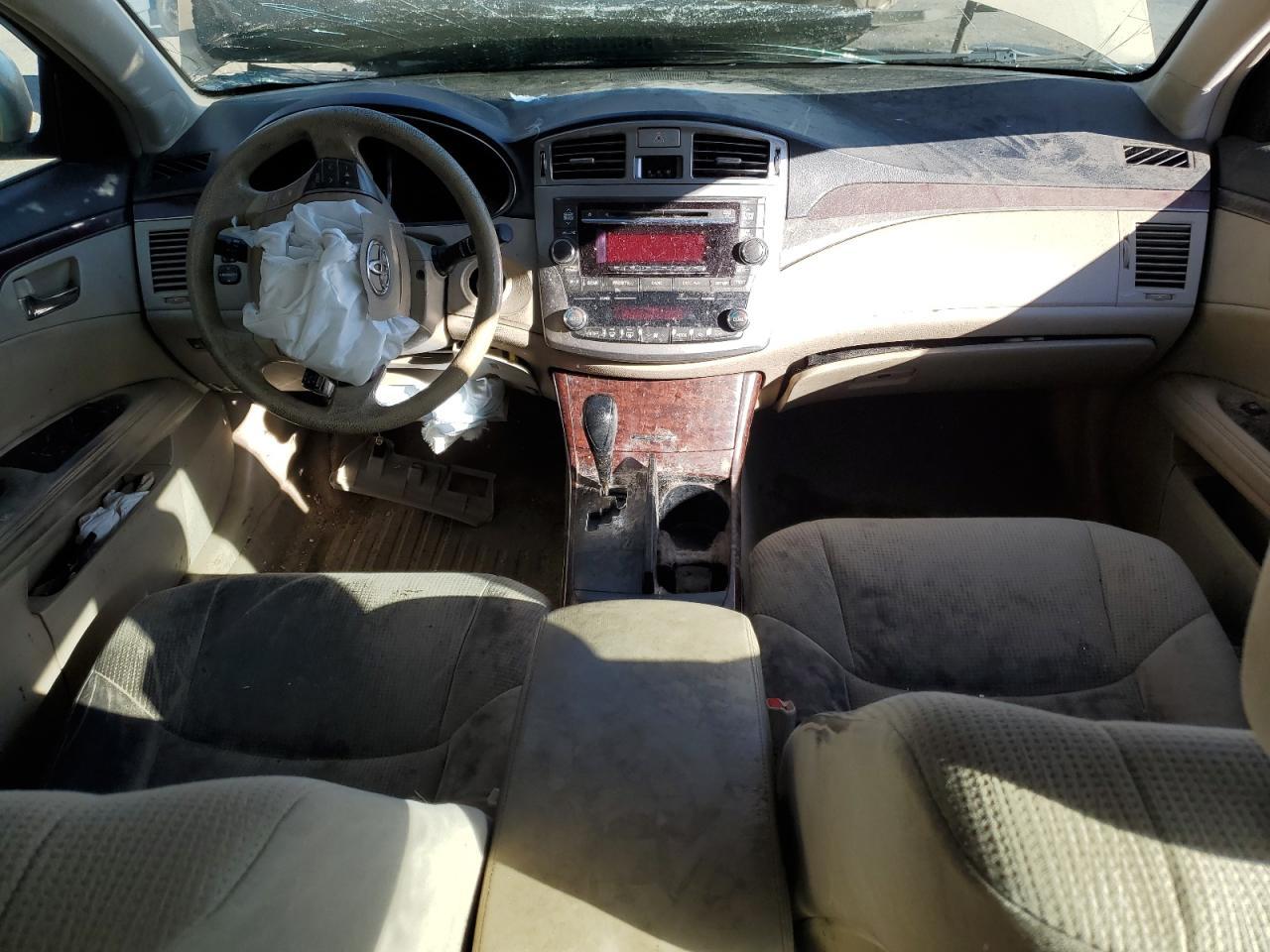 2011 TOYOTA Avalon