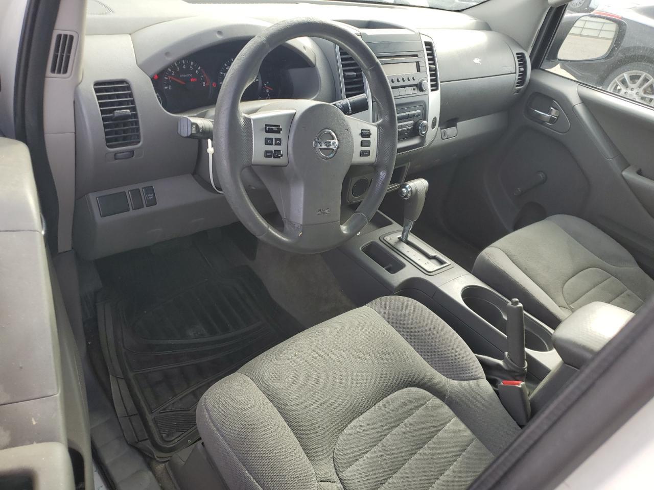 2015 NISSAN Frontier
