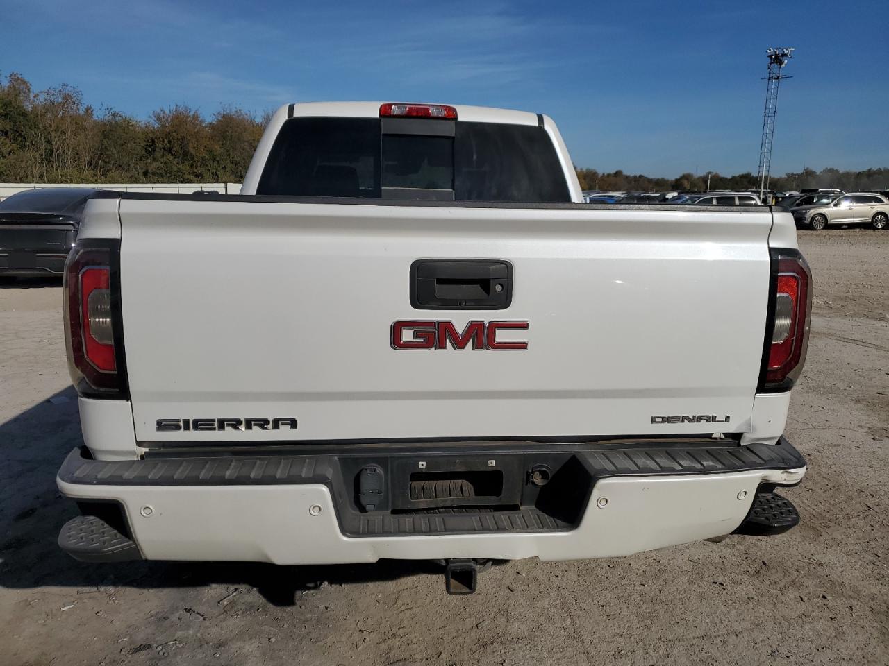 2018 GMC Sierra