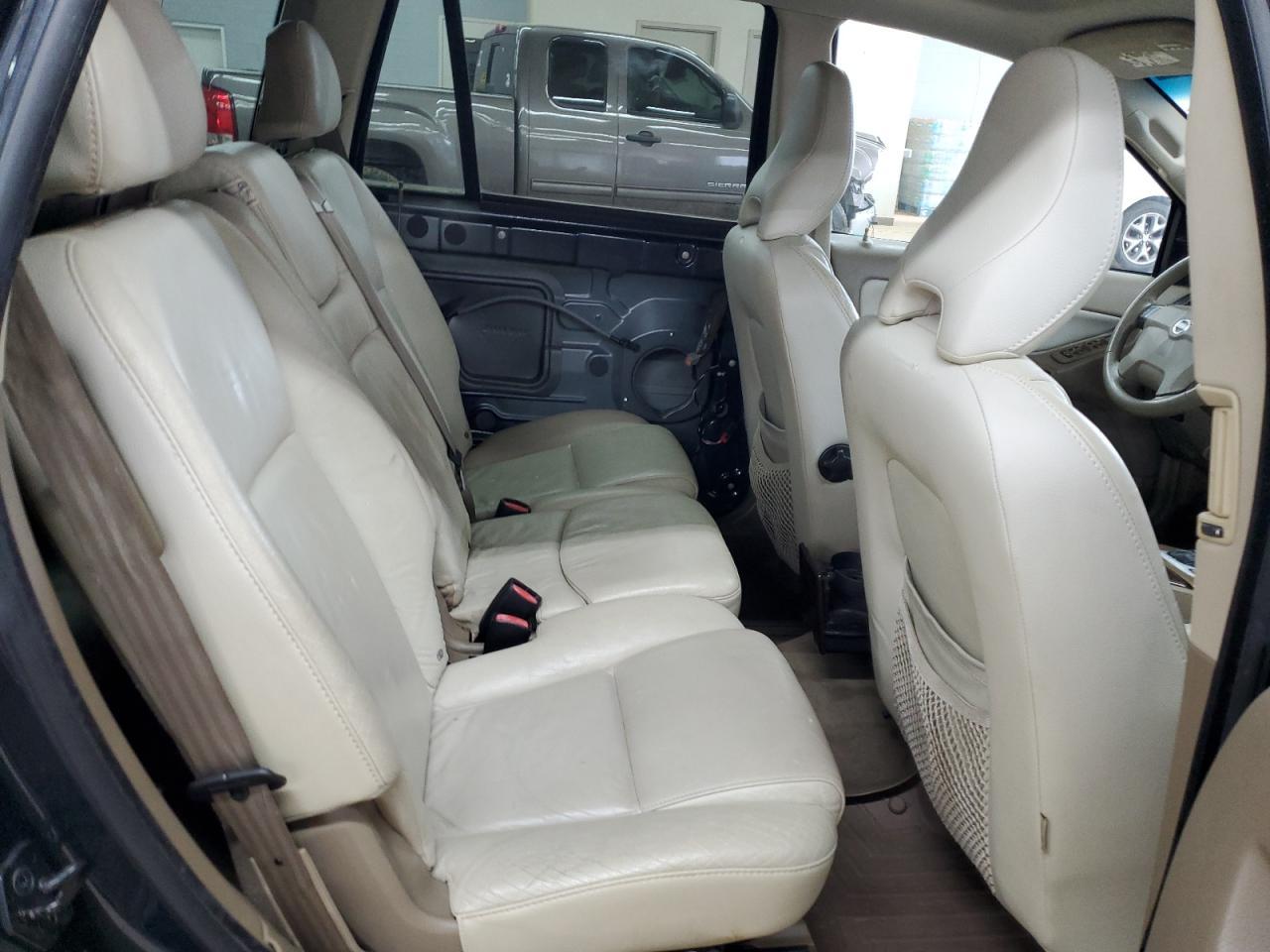 2010 VOLVO XC90