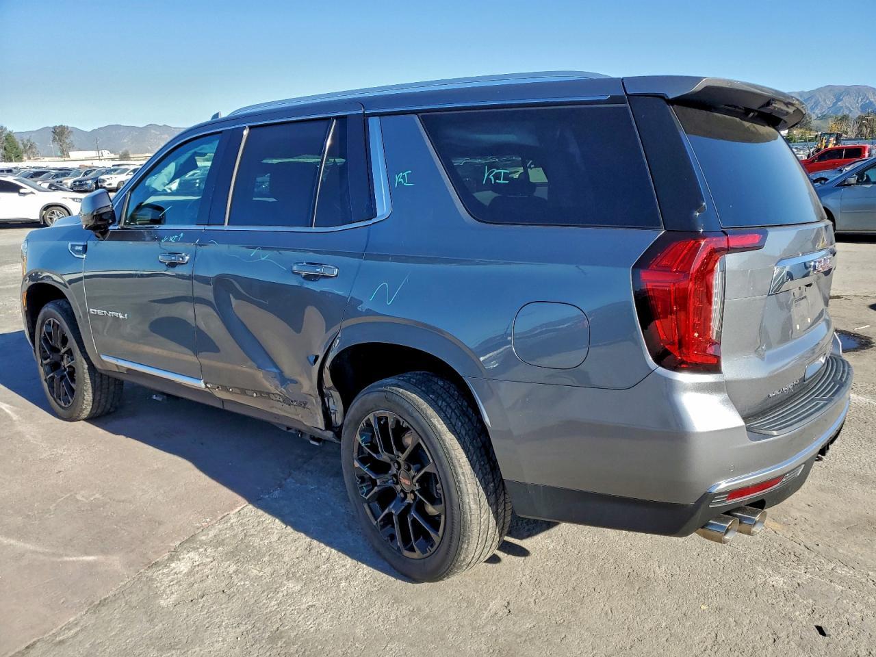 2022 GMC Yukon
