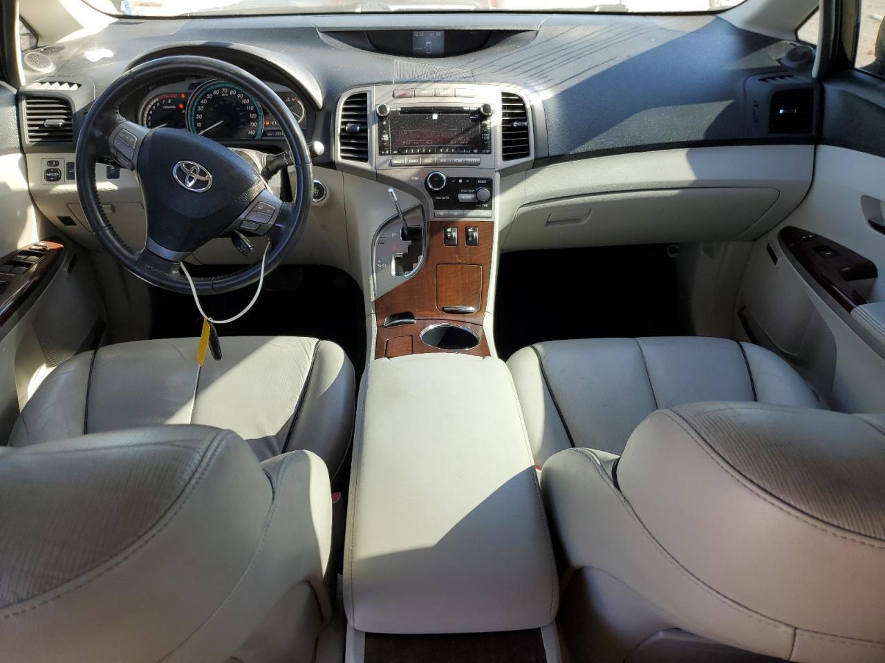 2010 TOYOTA VENZA