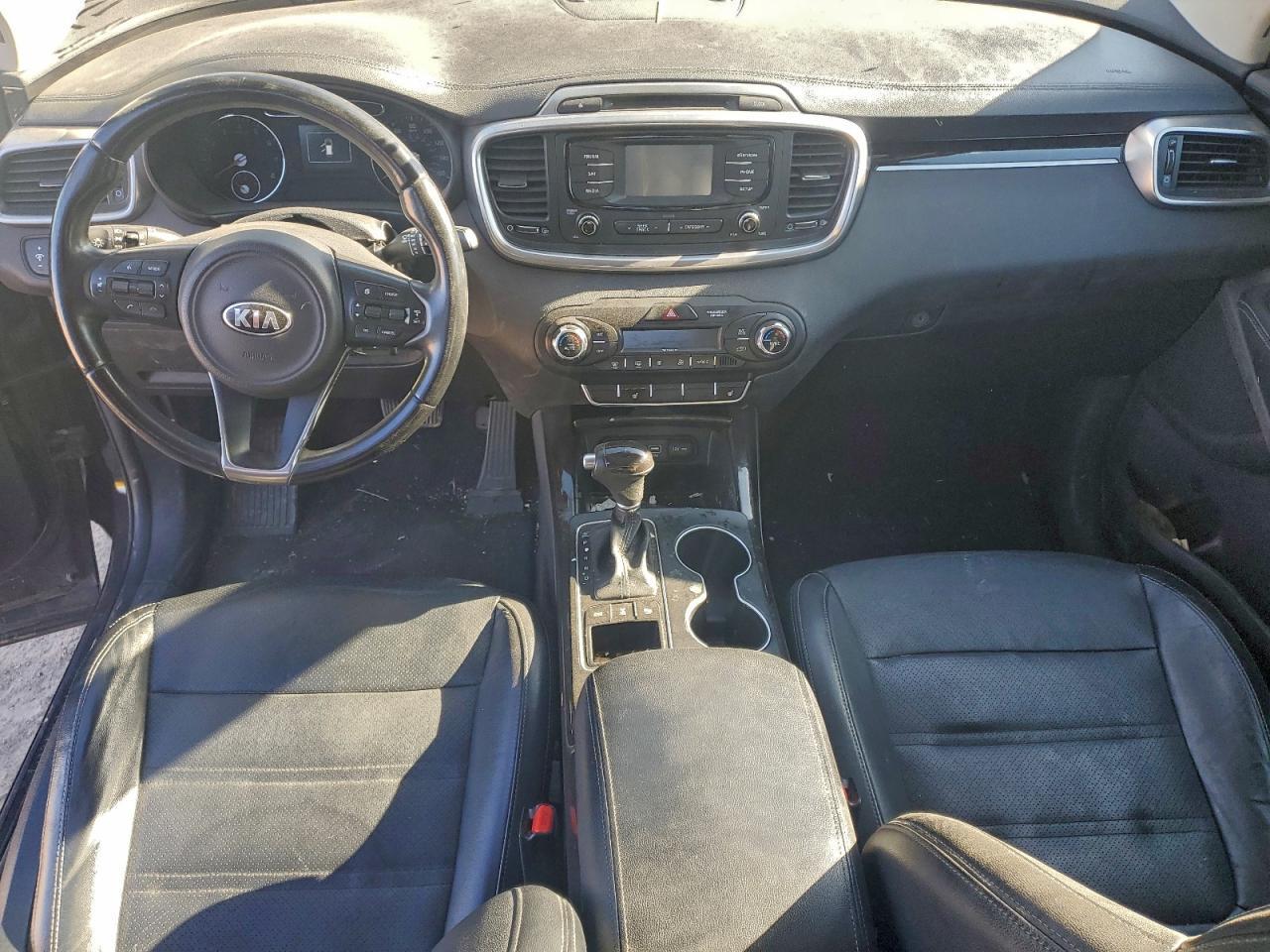 2016 KIA SORENTO