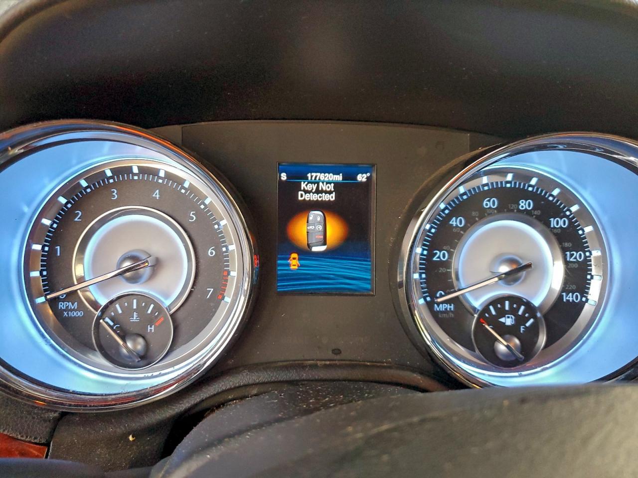 2013 CHRYSLER 300