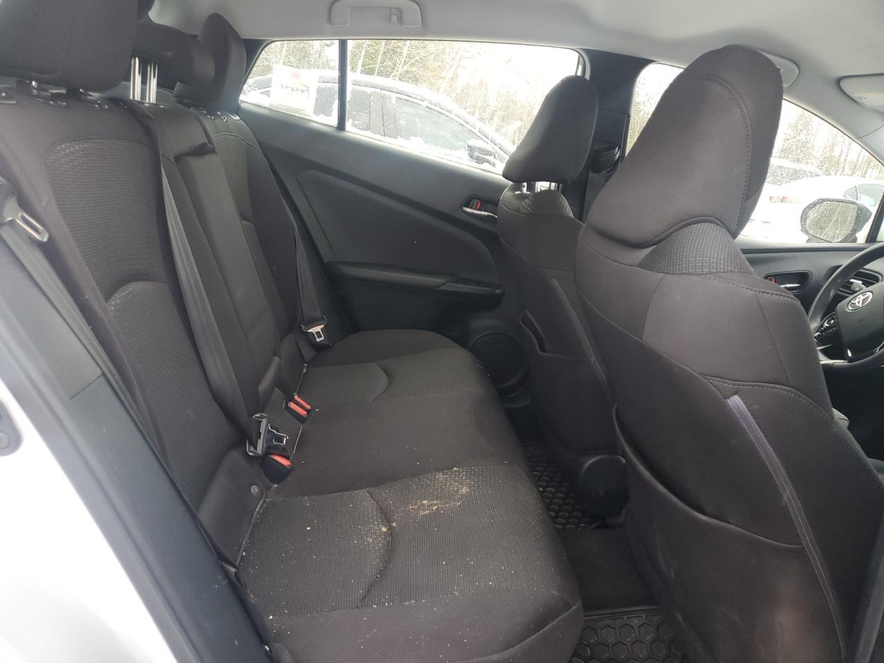 2021 TOYOTA PRIUS