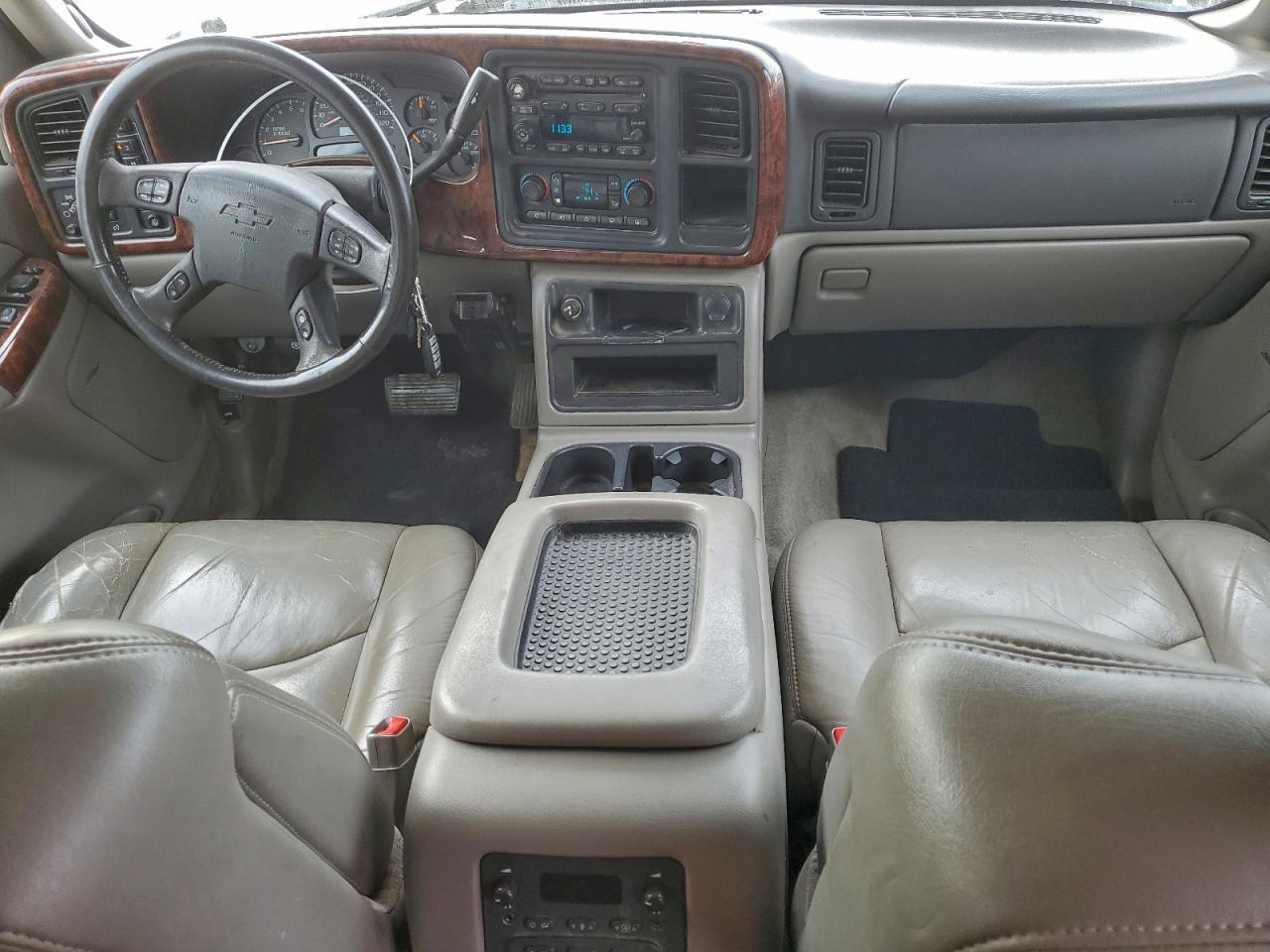 2004 CHEVROLET Tahoe