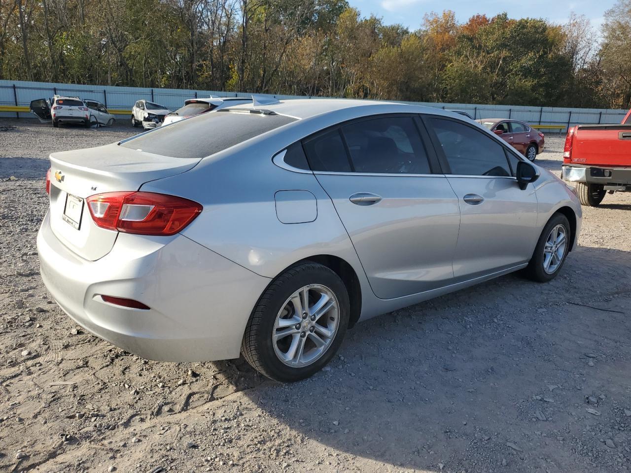 2016 CHEVROLET CRUZE