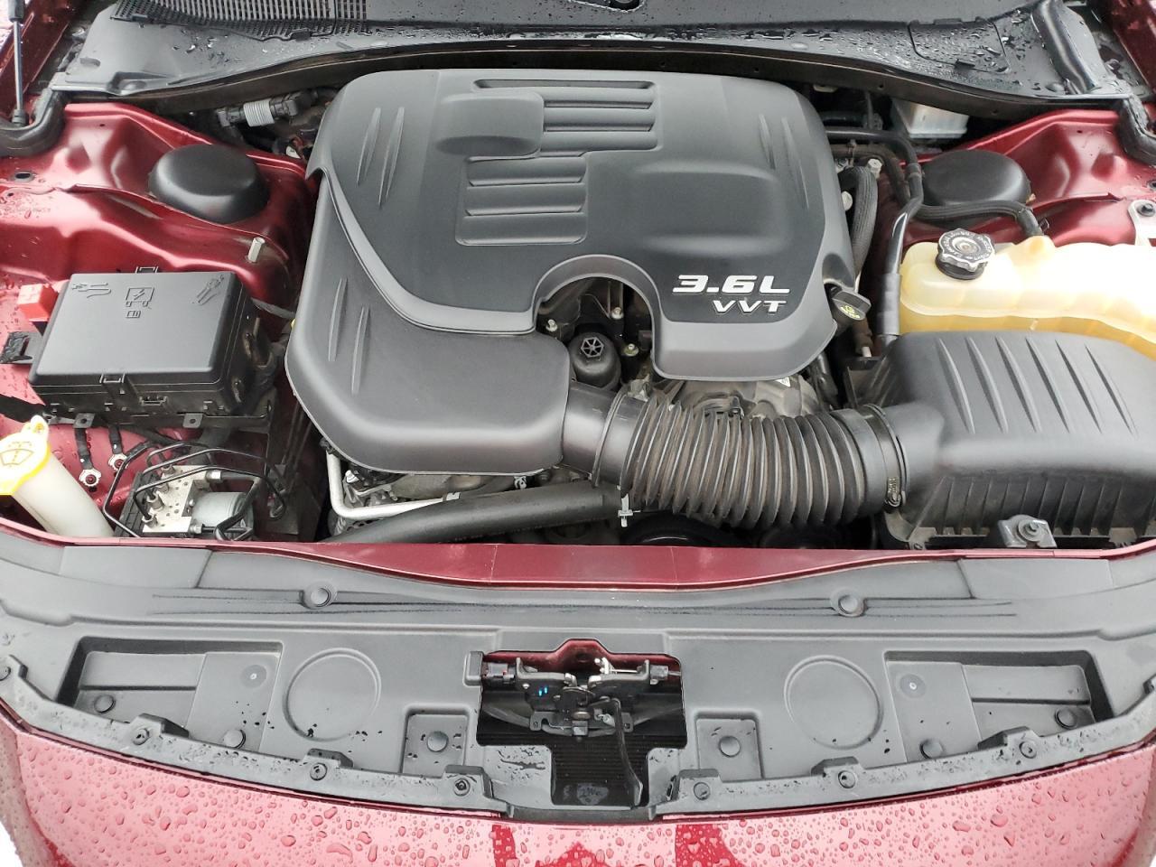 2019 CHRYSLER 300