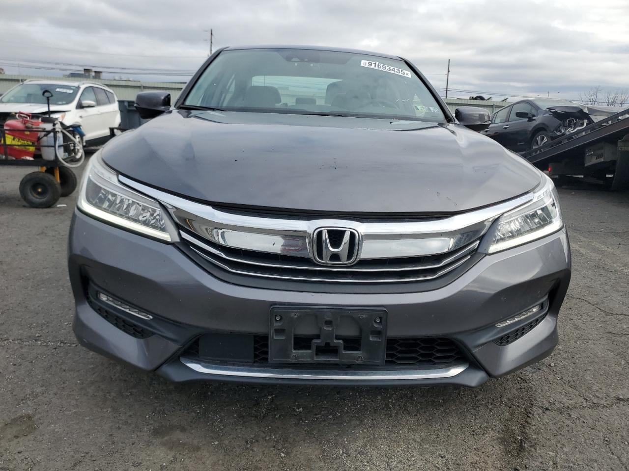 2017 HONDA ACCORD