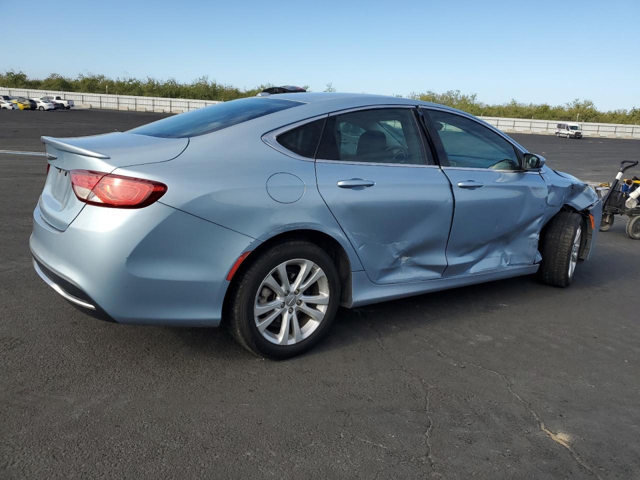 2015 CHRYSLER 200