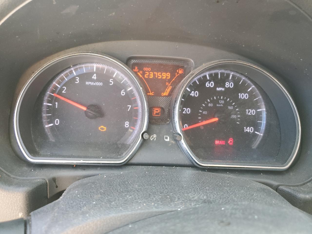 2013 NISSAN VERSA
