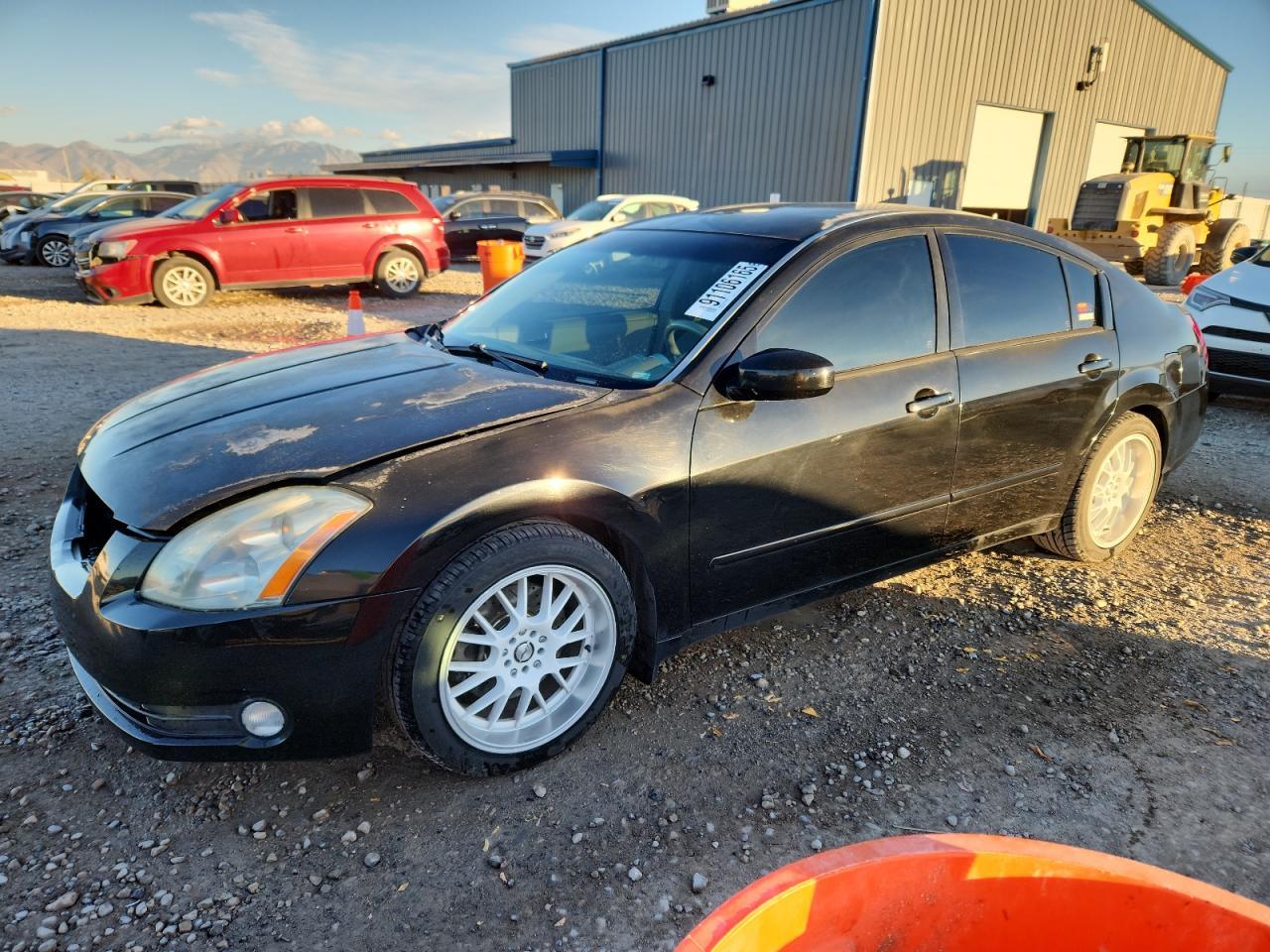 2005 NISSAN Maxima
